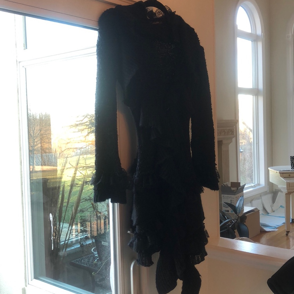 John fashion long lace sweater runs small